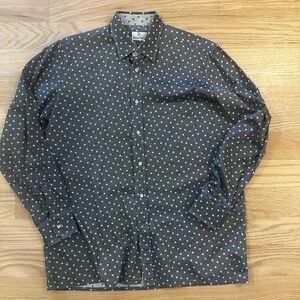 Men’s Neiman Marcus buttons down shirt